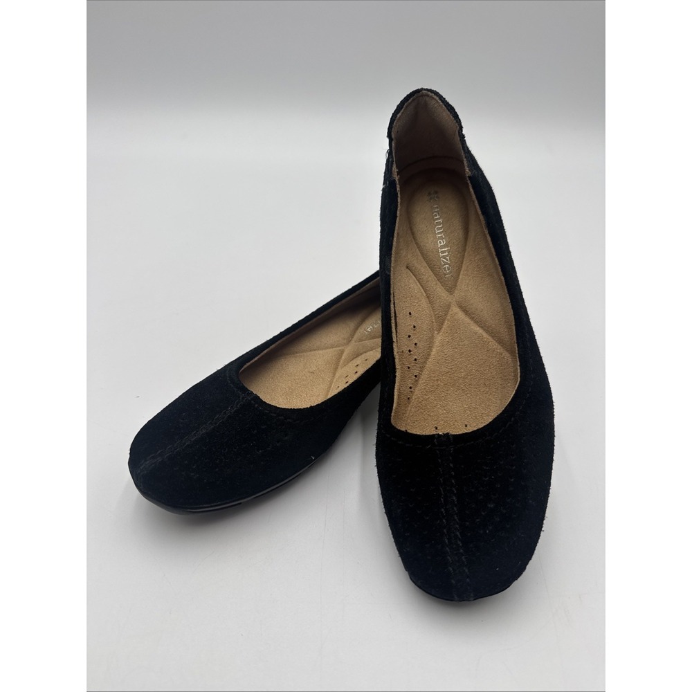Naturalizer Black Flats Yadira Leather Upper Women Sz 4.5M Black Slip Wedge Heel
